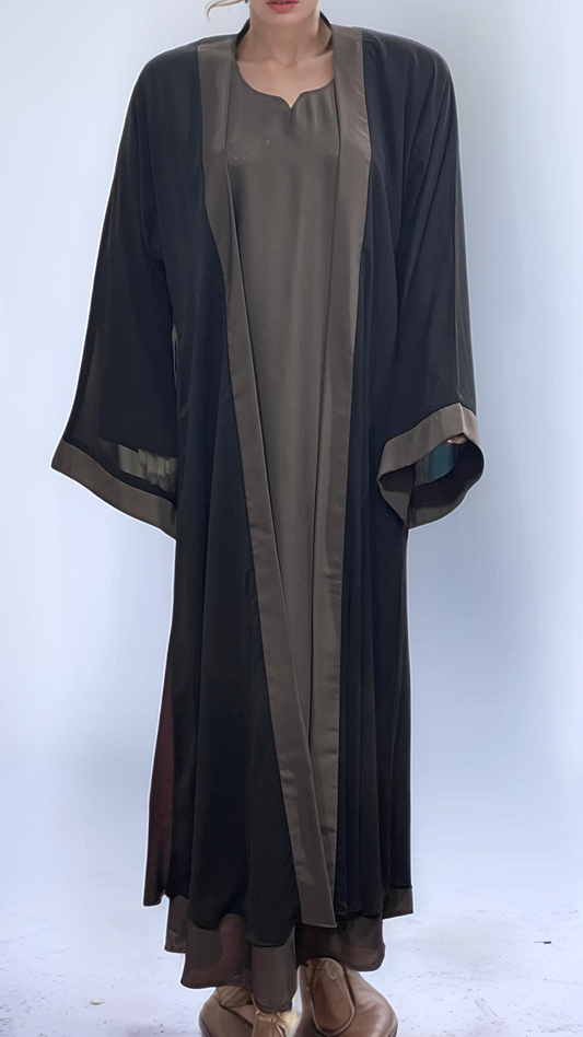 DOUBLE ABAYA WITH BELL-SHAPED SLEEVES